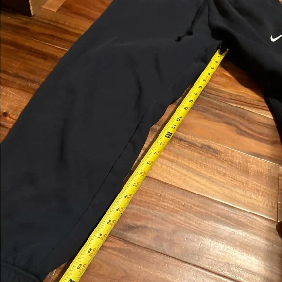 Nike Women’s Black Fleece Joggers | Swoosh Logo | Cozy Sweatpants - Picture 3 of 7